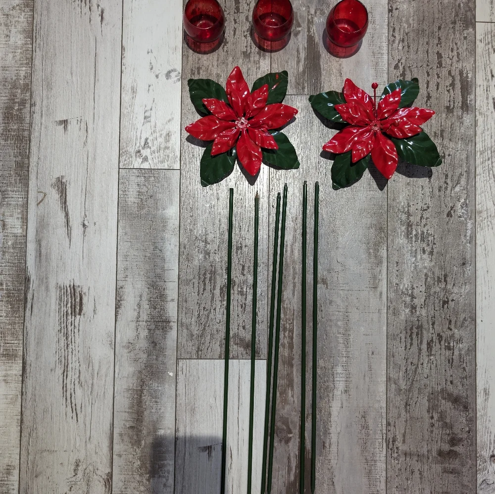 Department 56 poinsettia candle flowers with green stands for‎ yard